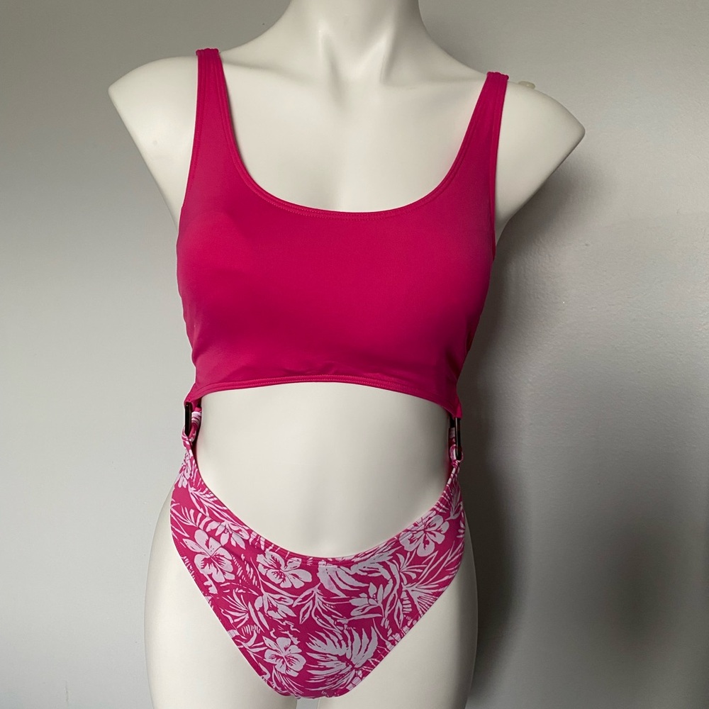 Roxy Fuchsia Two-Piece Bikini Set with Floral High-Cut Bottoms